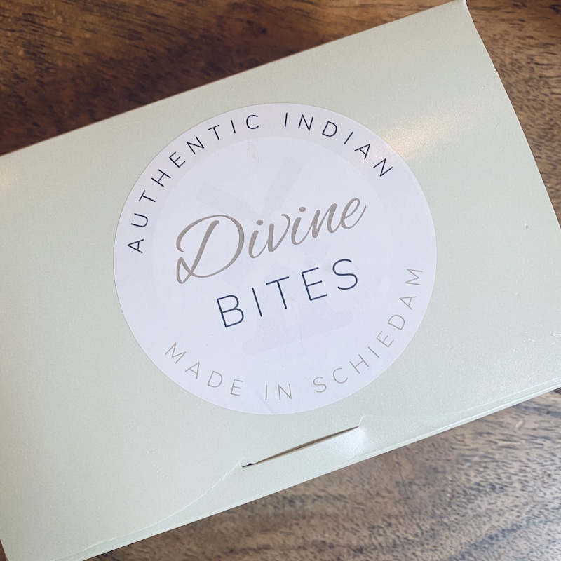 Divine_bites_indian_sweets_snacks_mooncake.nl