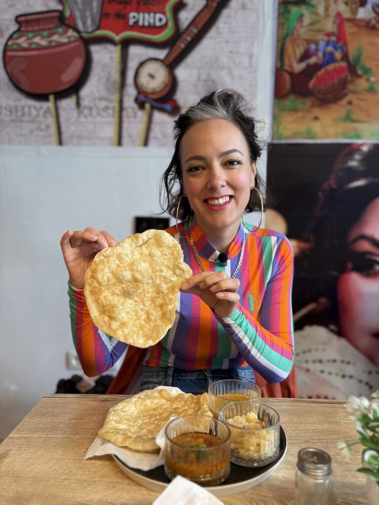 halwa-poori-king-samosa-jonneke